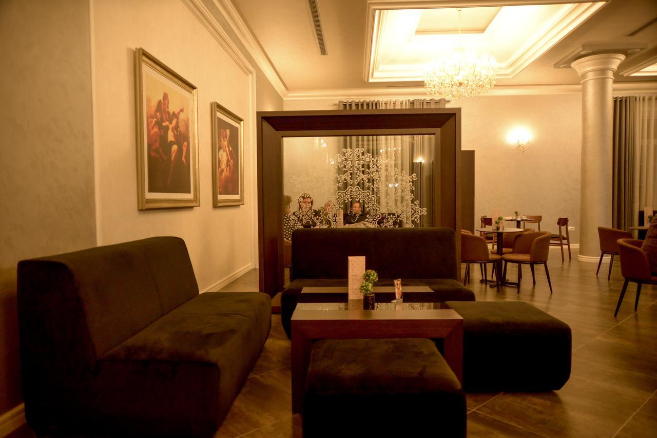 Hotel Vila Imperial 爱尔巴桑 外观 照片